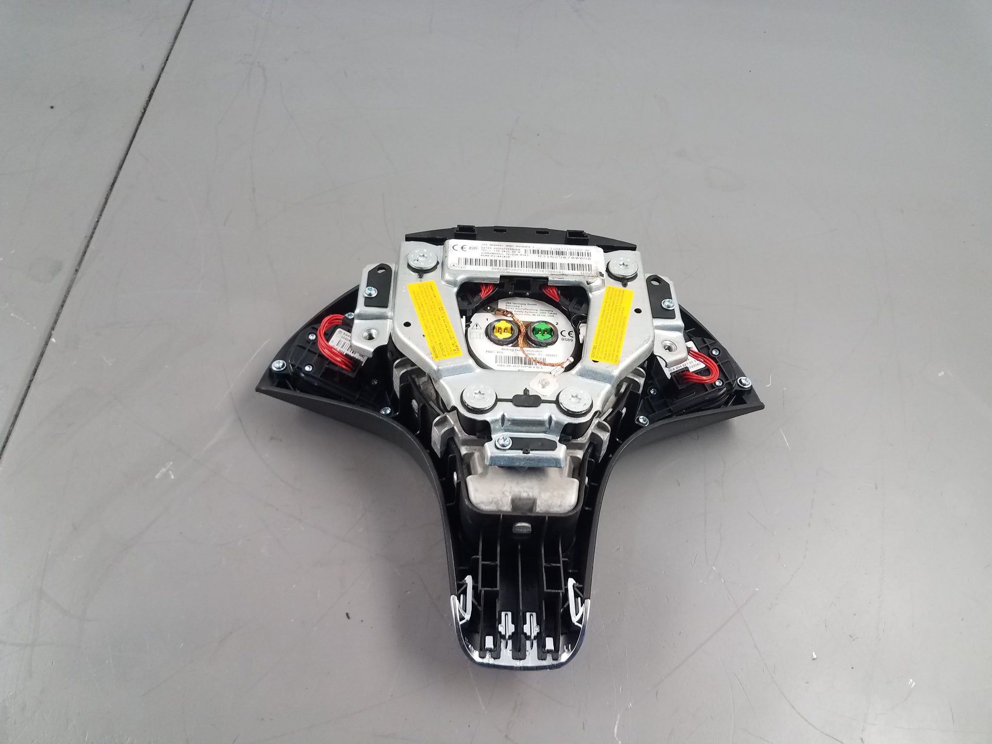 2011 Mercedes Benz AMG E 63 Steering Wheel Airbag #8509