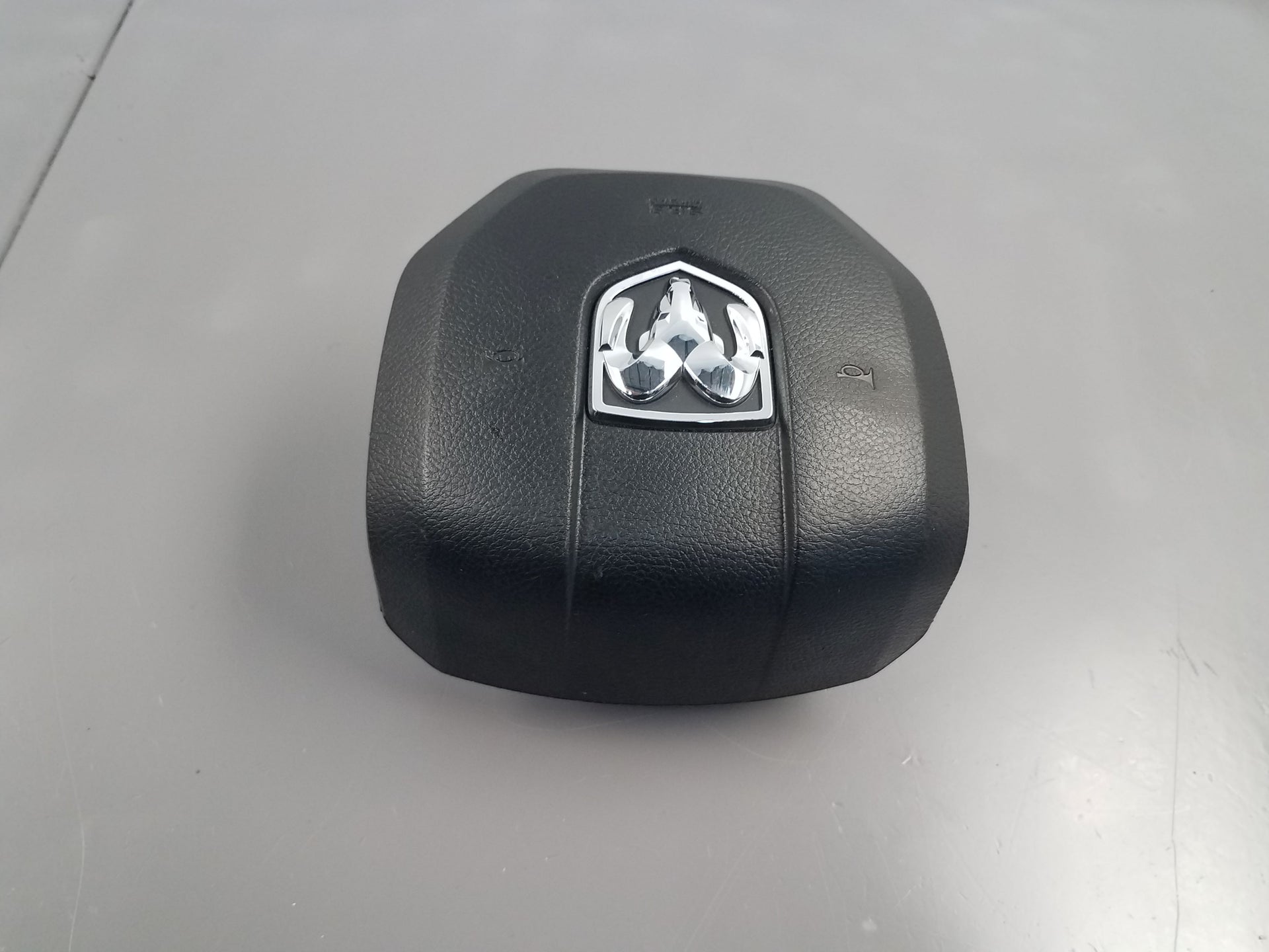 2018 Ram 3500 Laramie DRW Diesel 4x4 Steering Wheel Airbag 47K Miles #5222