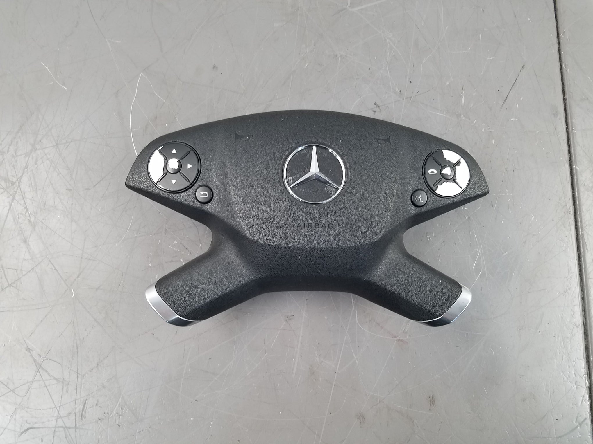 2011 Mercedes Benz AMG E 63 Steering Wheel Airbag #7920
