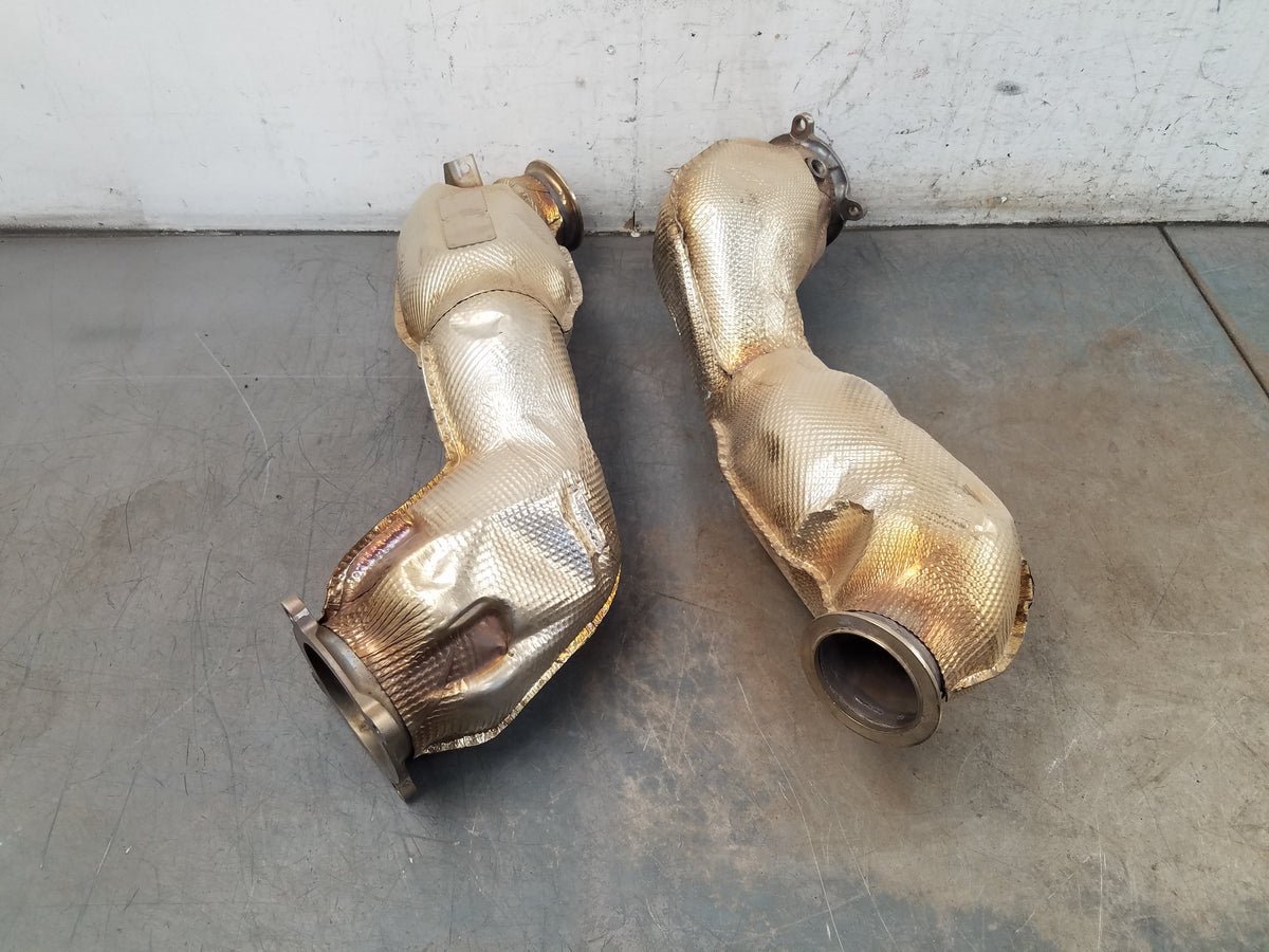 McLaren 720S 4.0L M840T Downpipes / CATs #5999 Q8-3