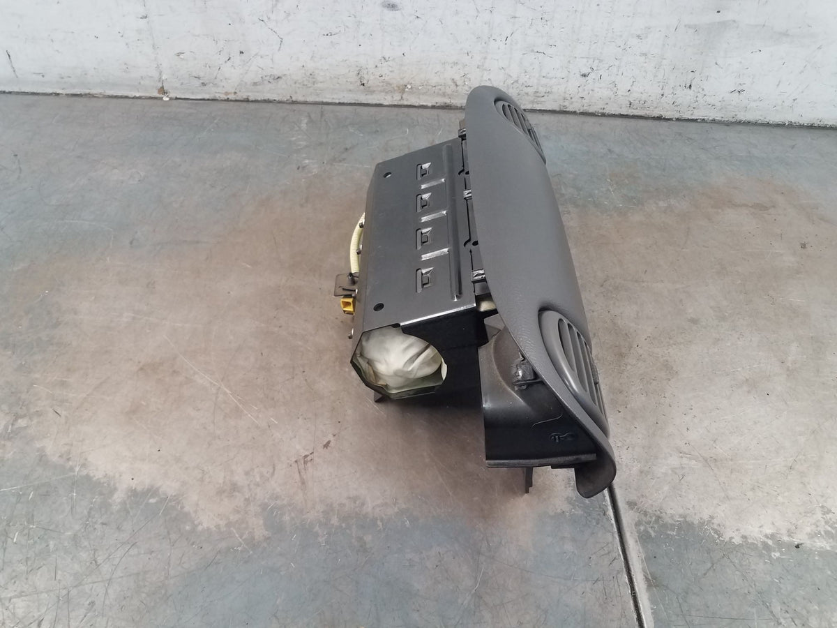 2002 Dodge Ram 2500 SLT Quad Cab 4x4 Right Passenger Dash Airbag #5507 S6